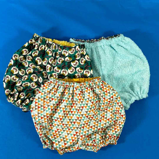 Coudre un bloomer réversible, un pantalon bébé