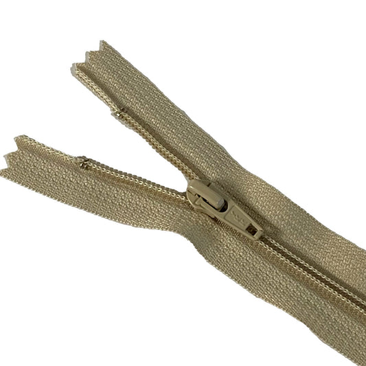 Fermeture éclair YKK non séparable beige, maille nylon 5mm, Zip 5 spirale fixe