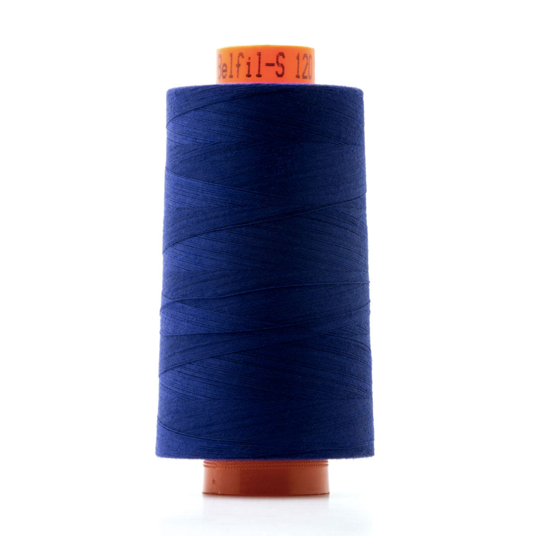 Bobine de fil polyester 5000m, cône surjeteuse bleu marine, col 16, Belfil